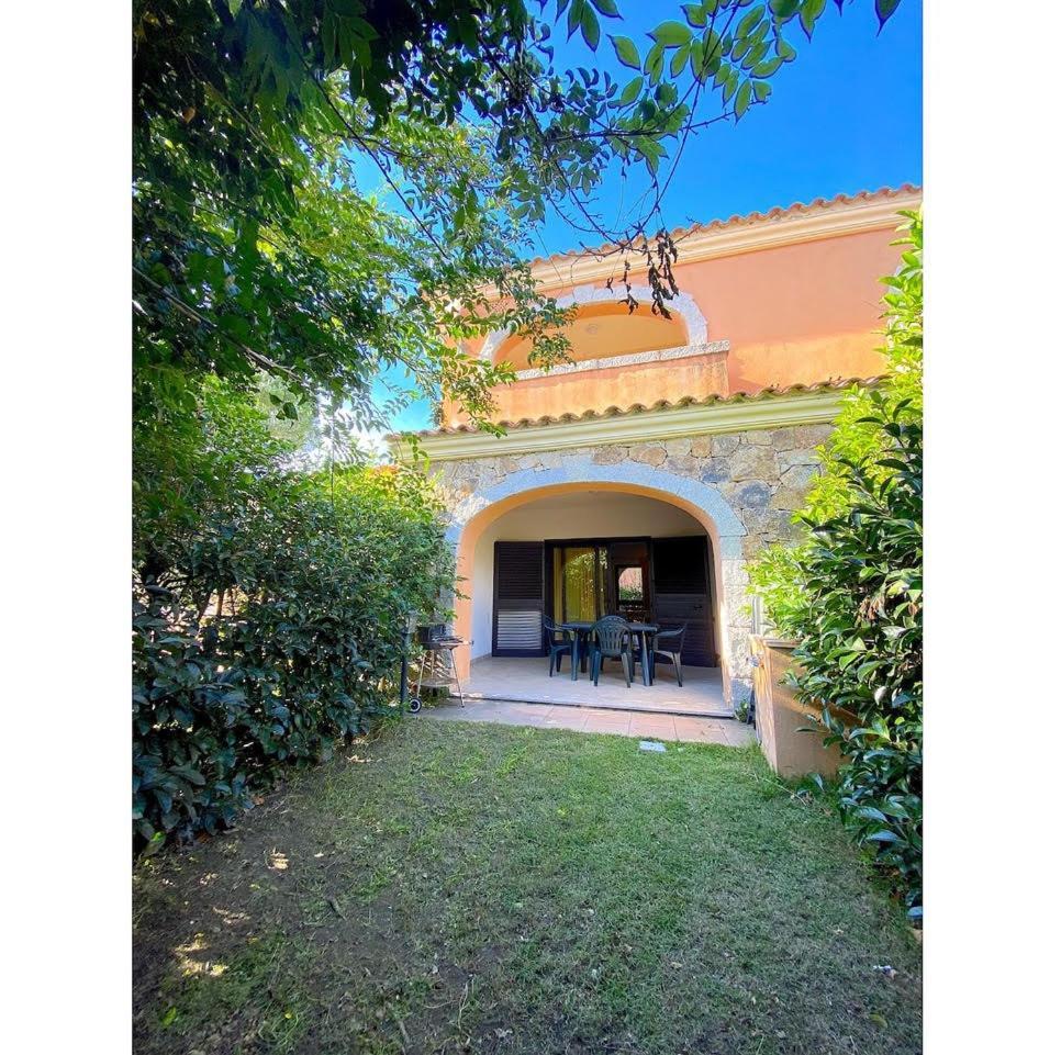 Residence Almusura San Teodoro  Exterior photo